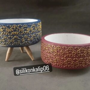 saksı silikon kalıp 8x18 cm nakışlı