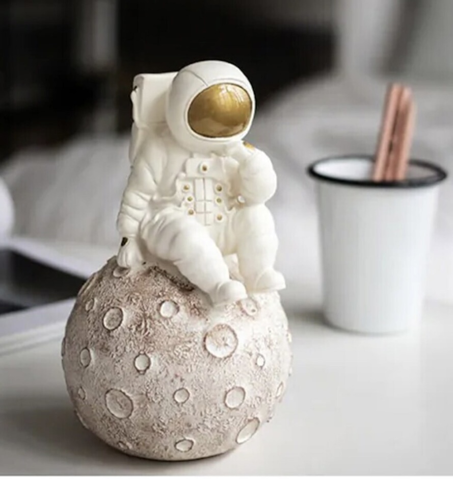 Düşünceli astronot silikon kalıp - Görsel 4