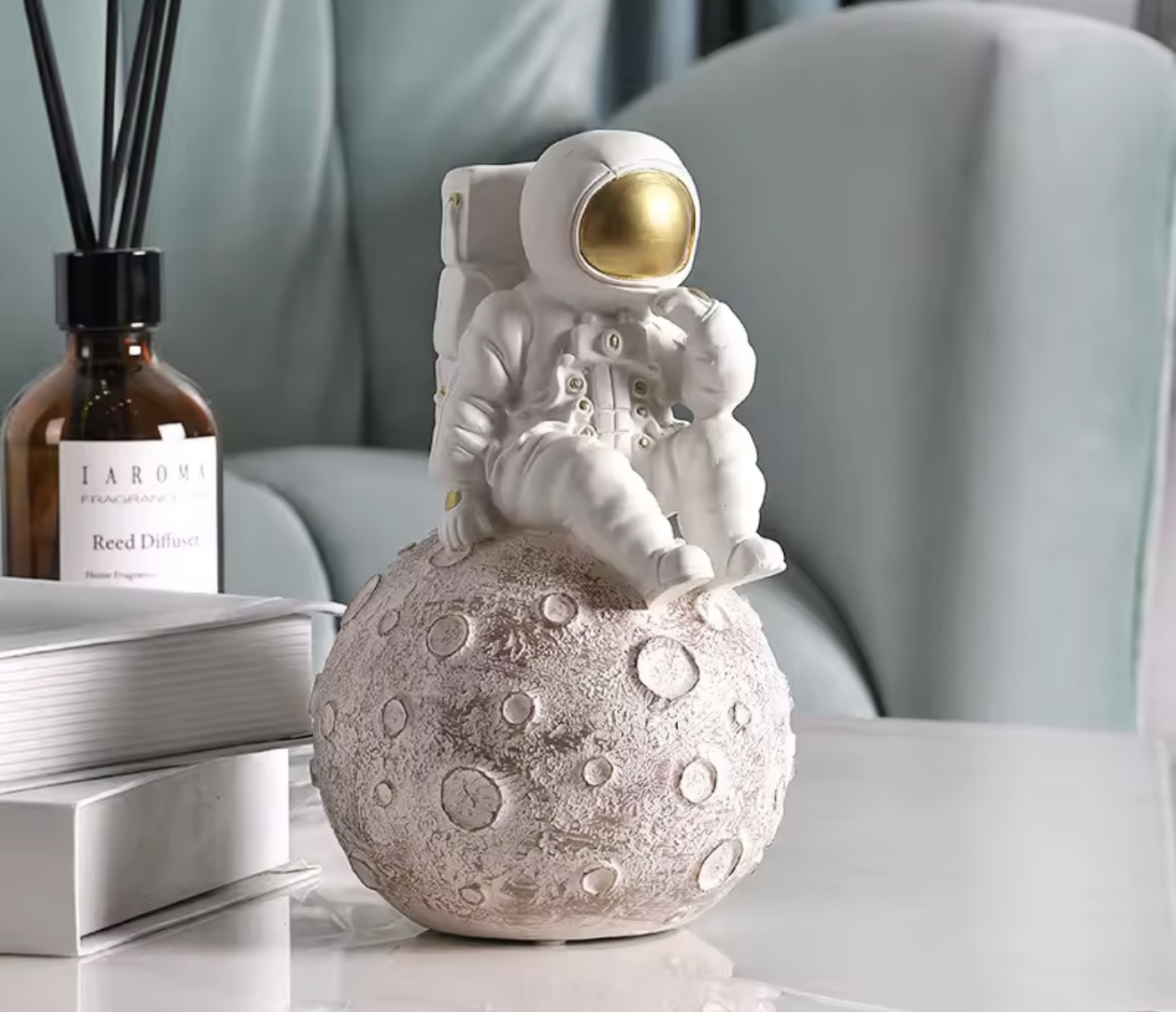 Düşünceli astronot silikon kalıp - Görsel 5